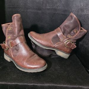 Maurices Soft Leather Boot Womems 7.5